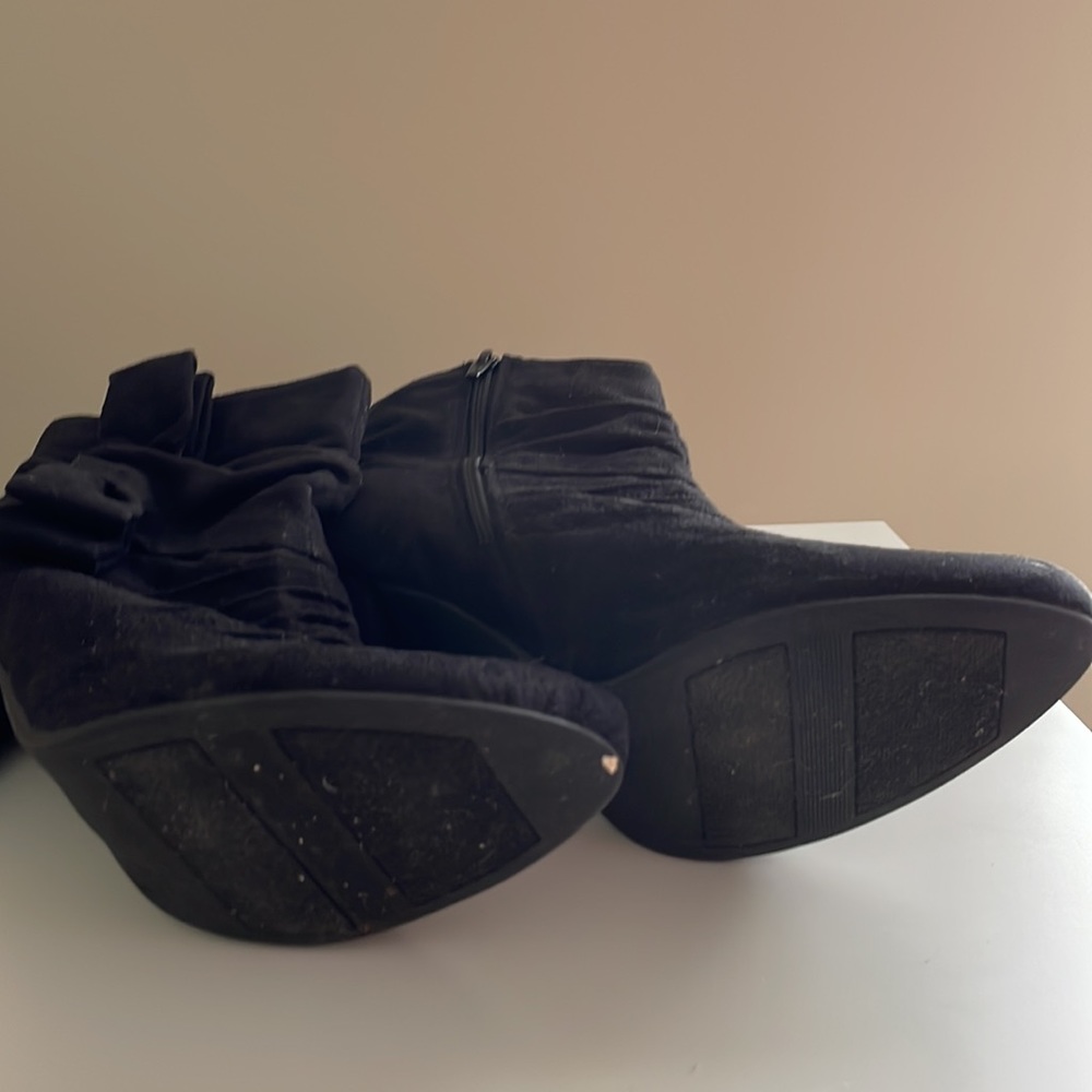 Target booties - Picture 7 of 7